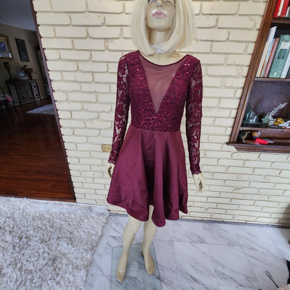 Nwt My Michelle Womens/Juniors Formal Dress Backless Special Occassion Size 5